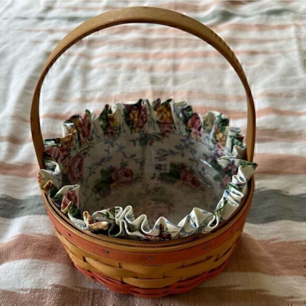 Longaberger 1998 “Rings & Things” Mother’s Day Basket w/ Fabric and Plastic Line